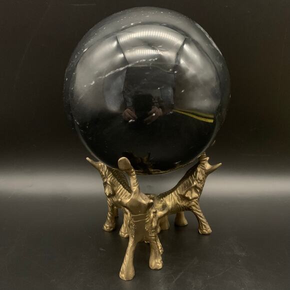 Vintage Black Agate Sphere Orb Crystal with Brass Elephant Stand - Picture 4 of 14